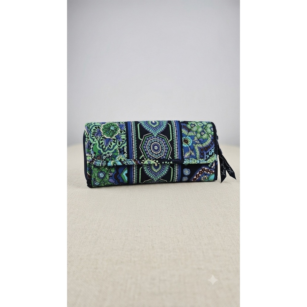 Vera Bradley Crossbody Wallet Womens Blue Rhapsody Excellent Retired Pattern